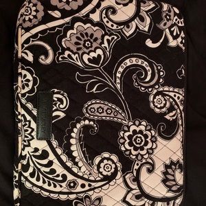 Used Vera Bradley Laptop Case Sleeve Fits Macbook